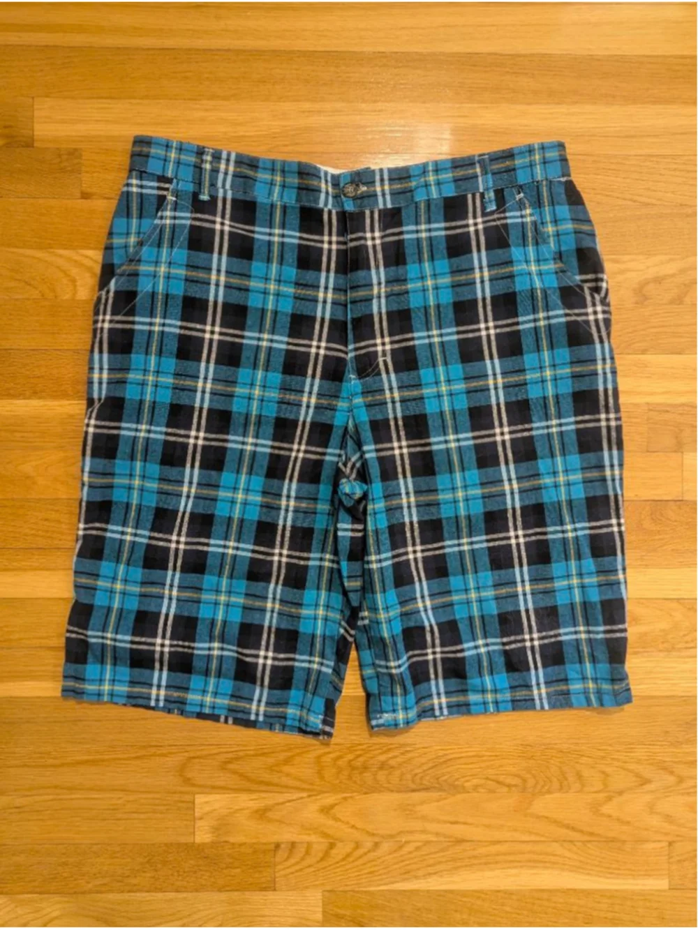 American Heritage Plaid Flat Front Shorts Waist 42
